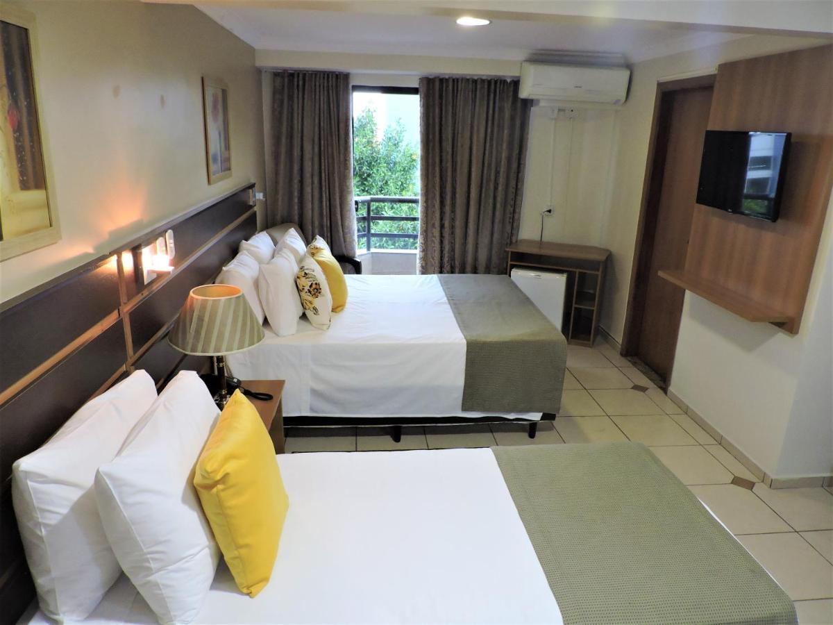 Hotel Ferraz Pouso Alegre Extérieur photo