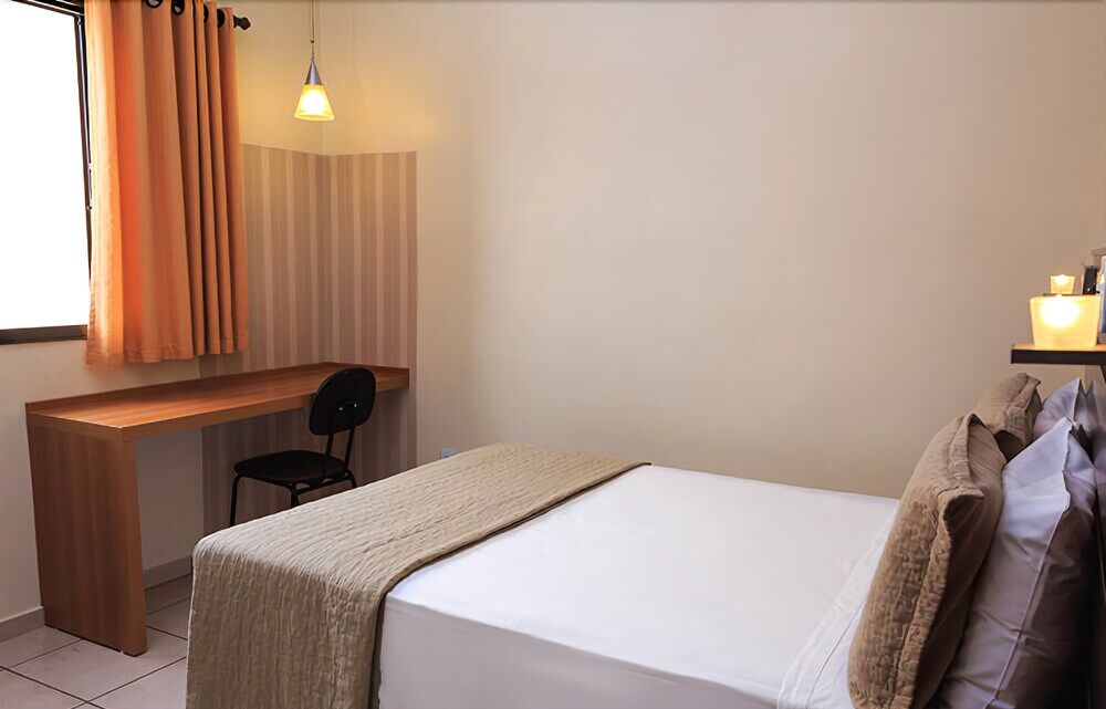 Hotel Ferraz Pouso Alegre Extérieur photo