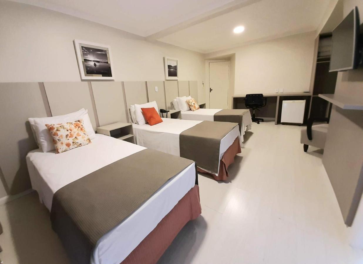 Hotel Ferraz Pouso Alegre Extérieur photo